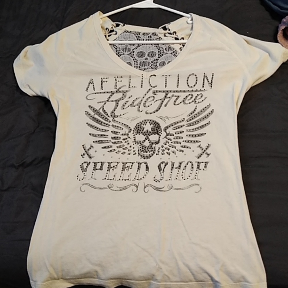 Cream Affliction shirt with lace skull back